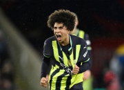 米兰体育app-曼城客场胜曼联，稳固领先优势的简单介绍