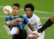 米兰真人-关于焦灼的比赛中，玩家积极进攻争分胜负的信息