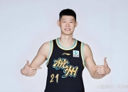 米兰体育官方网站-广东男篮主帅赞誉年轻队员表现，坚信夺冠梦想