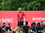 米兰体育下载-汉堡主场迎战劲敌，士气高昂备战的简单介绍