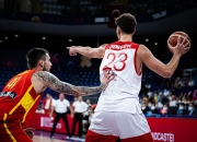 ac米兰体育官网-西班牙男篮逆转阿根廷男篮，拉文关键制胜