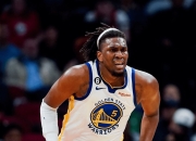 米兰体育官方网站-勇士逆转公牛！卢尼火力全开，绝杀夺胜