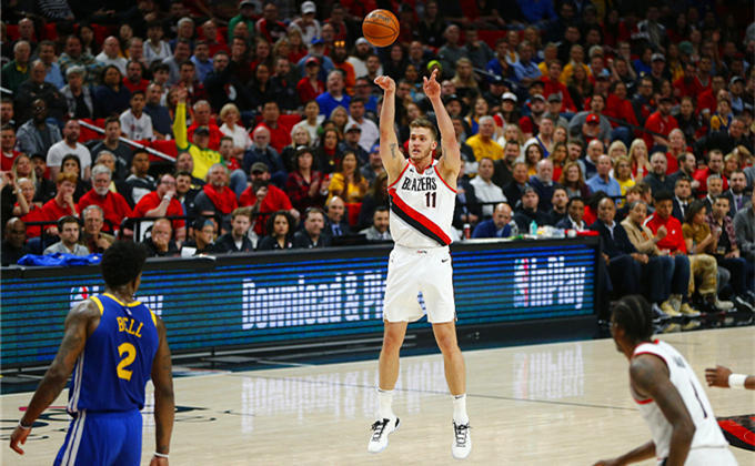 西班牙队闯入决赛,横扫一切对手 西班牙队闯入决赛,横扫一切对手