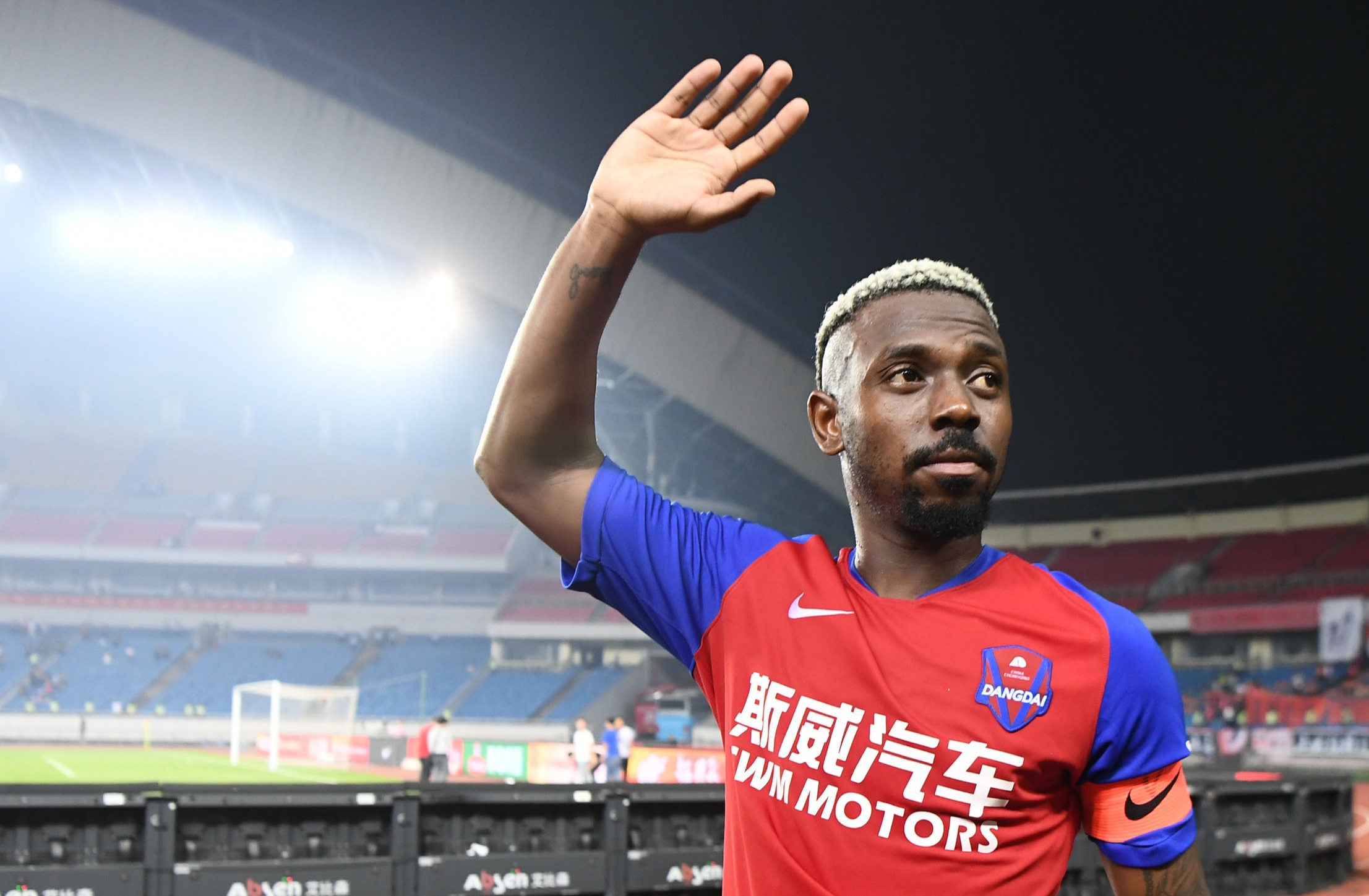 大连一方神秘外援加盟,打破中超惊喜连连的简单介绍 大连一方神秘外援加盟,打破中超惊喜连连的简单介绍