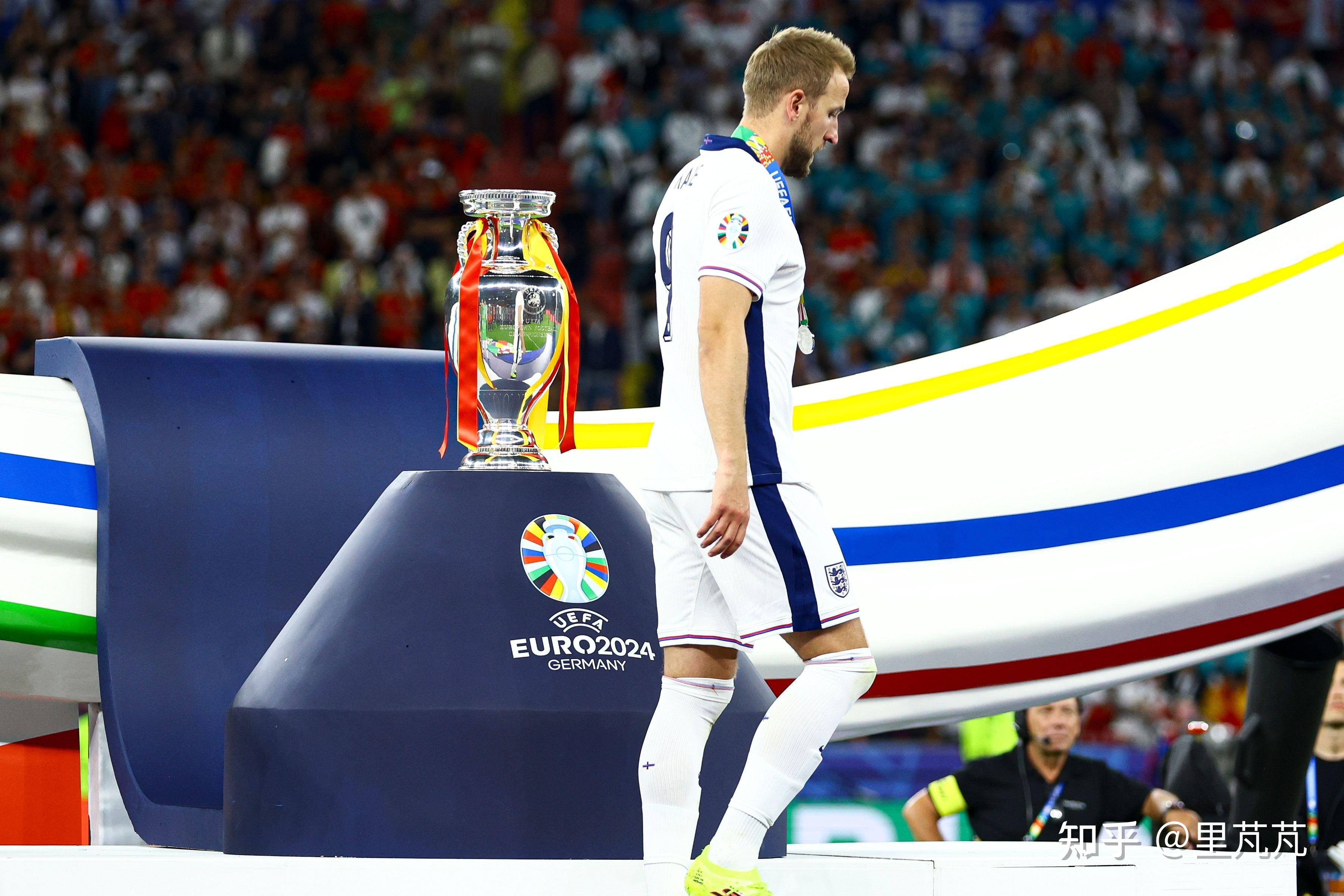 关于RB莱比锡德甲领先,稳坐榜首宝座迈向冠军之路的信息 关于RB莱比锡德甲领先,稳坐榜首宝座迈向冠军之路的信息