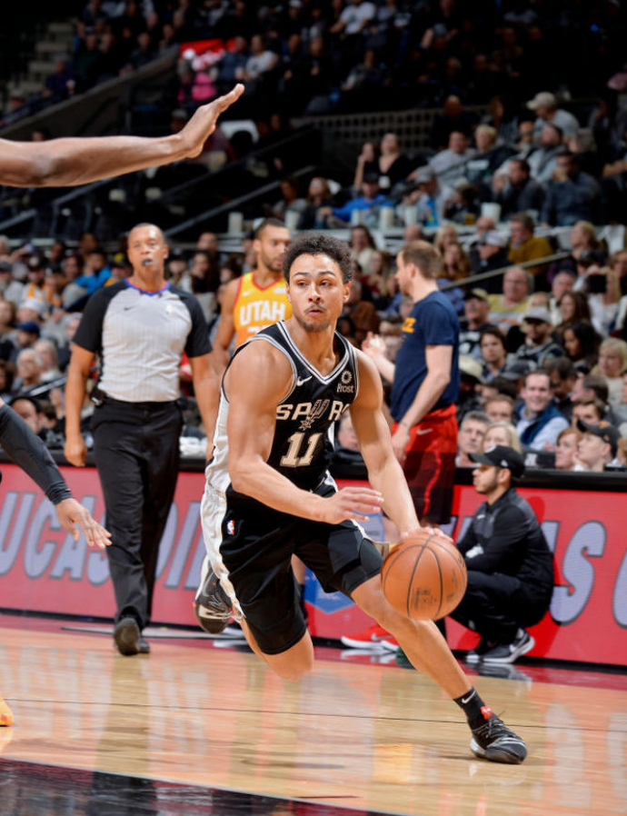 雷霆主场击败国王,盖伊出场时间创新高 雷霆主场击败国王,盖伊出场时间创新高