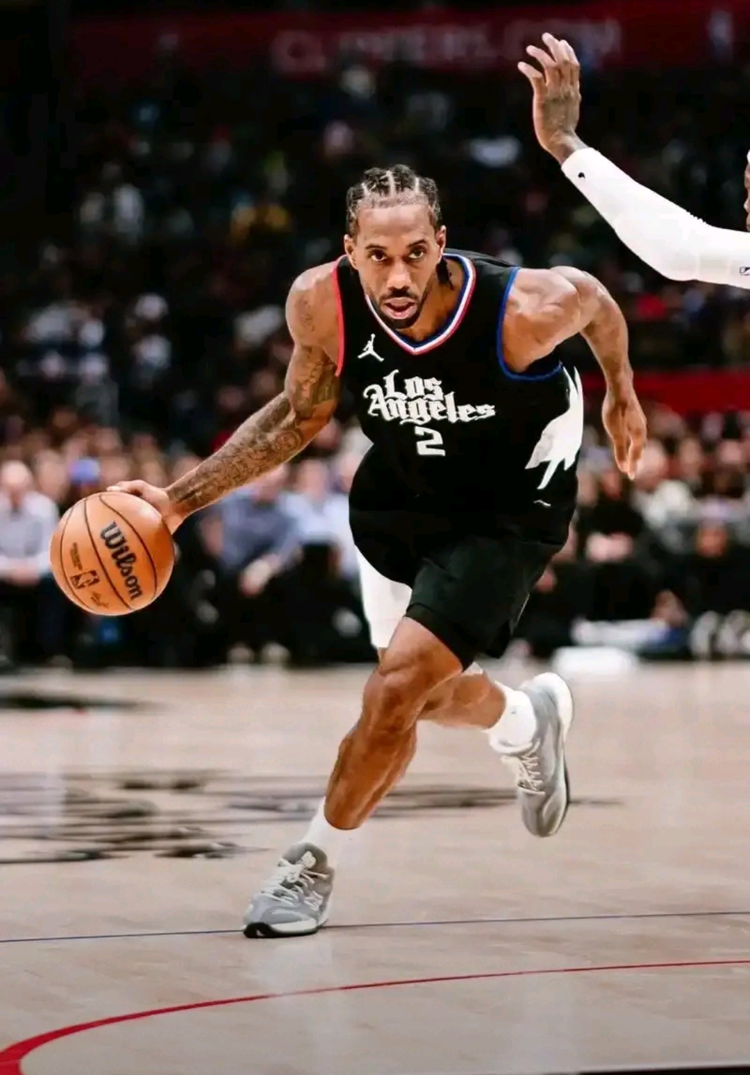 小牛大胜灰熊,东契奇独得33分助胜 小牛大胜灰熊,东契奇独得33分助胜