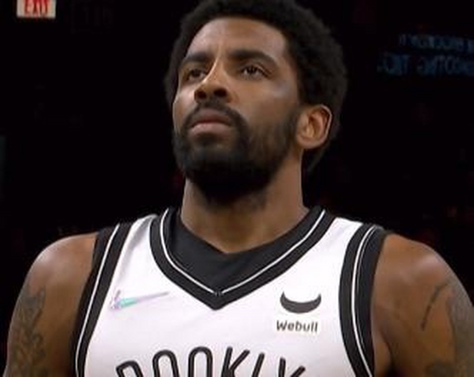 爵士客场惊险战胜篮网，继续保持不败