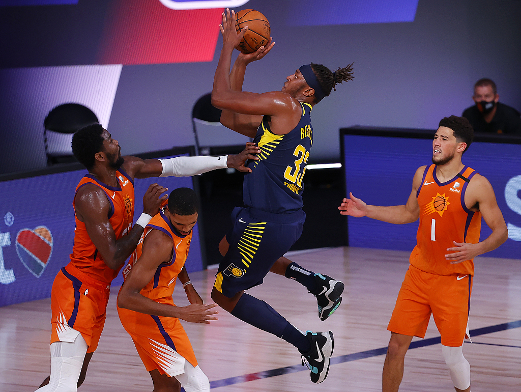 关于雄鹿主场击败热火，稳居东部榜首的信息