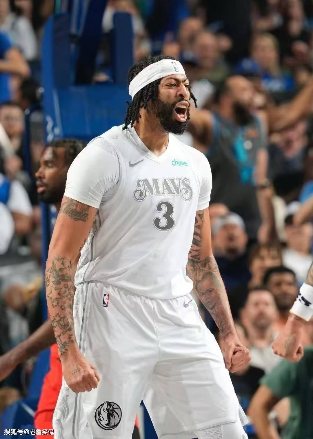 篮网客场大破,独行侠一蹶不振 篮网客场大破,独行侠一蹶不振