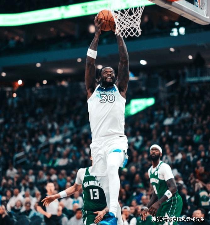 雄鹿负于森林狼，字母哥空砍30+10