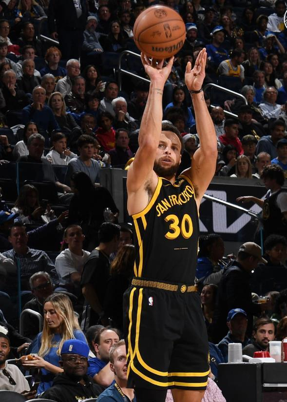 勇士逆转公牛！卢尼火力全开，绝杀夺胜