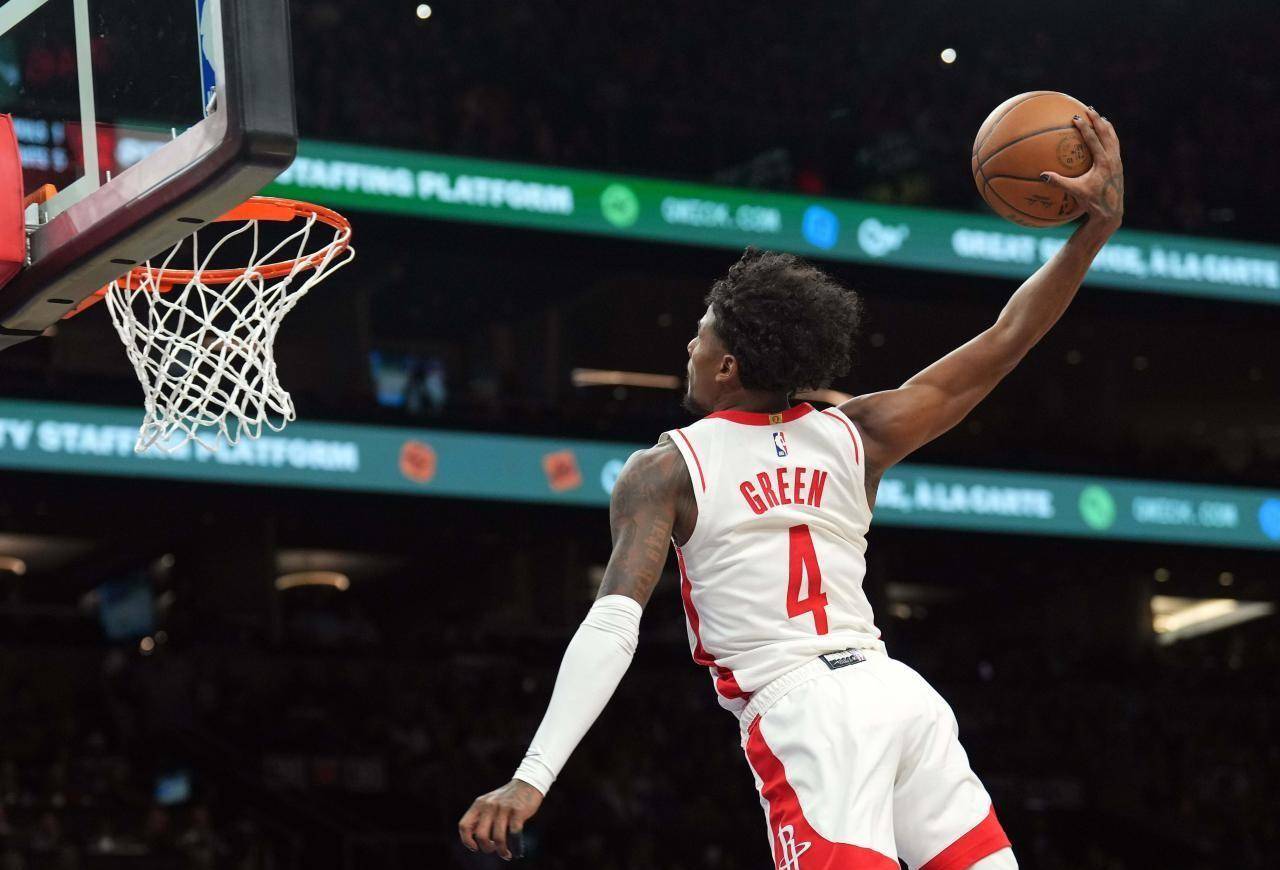 火箭疾风派上节奏，轻取胜利的简单介绍