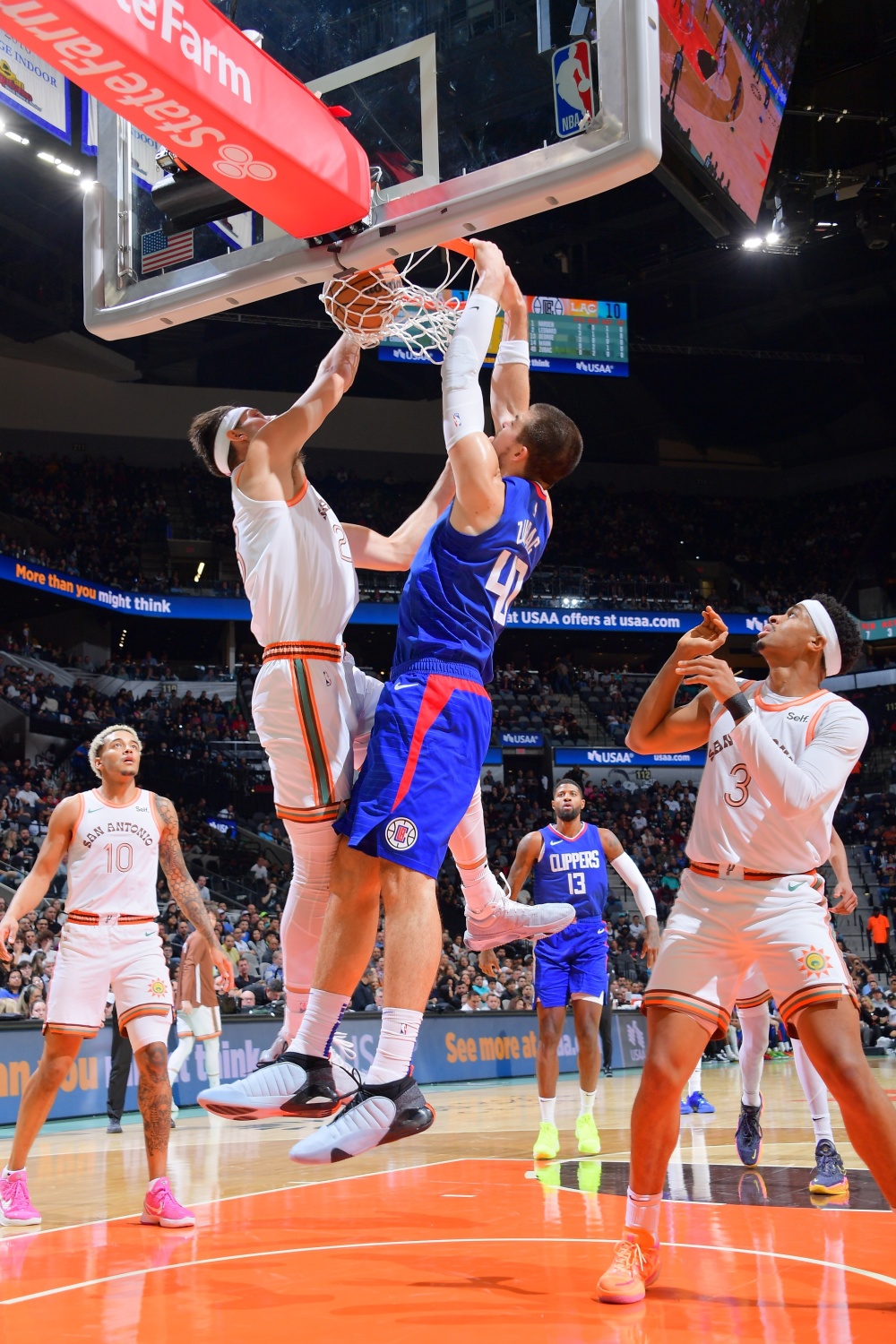 快船惨败马刺，莱昂纳德无法拯救